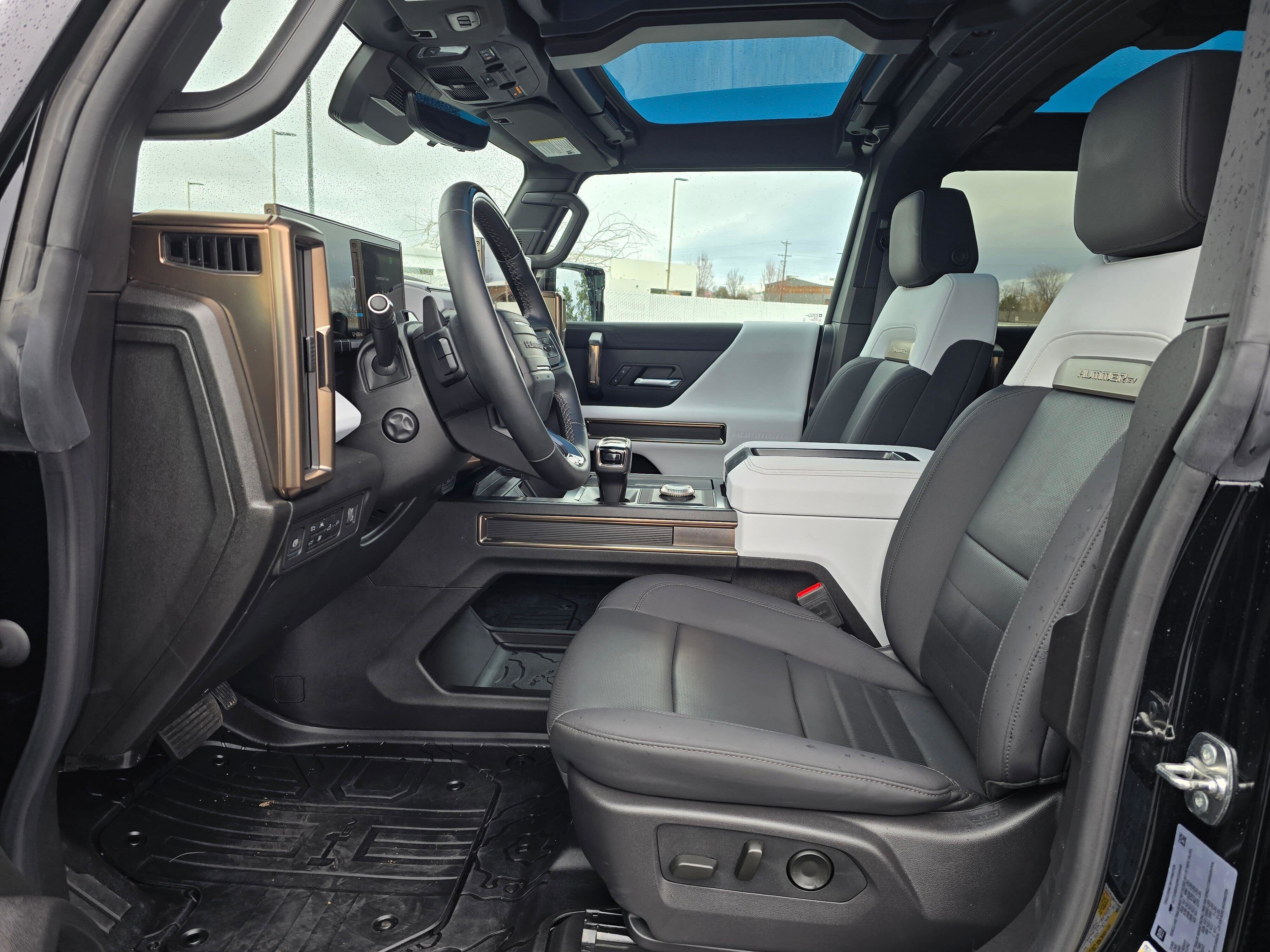Used 2024 GMC Hummer EV 2X w/ Extreme Off-Road Package image 10