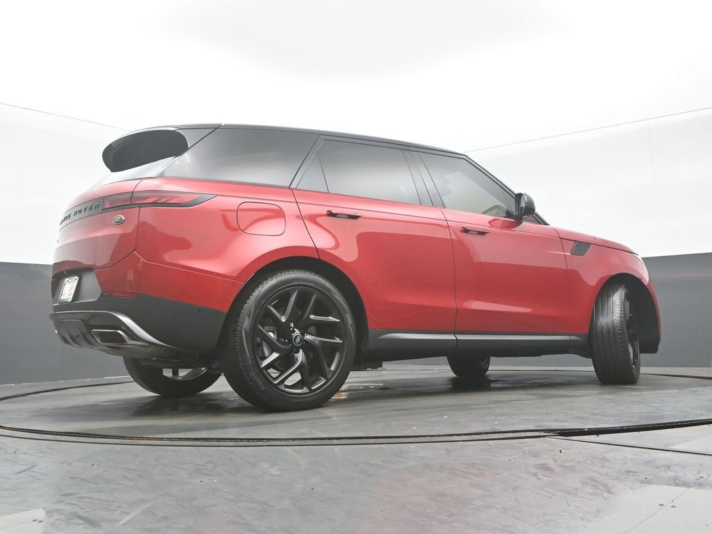 Used 2023 Land Rover Range Rover Sport SE AWD/4WD image 32