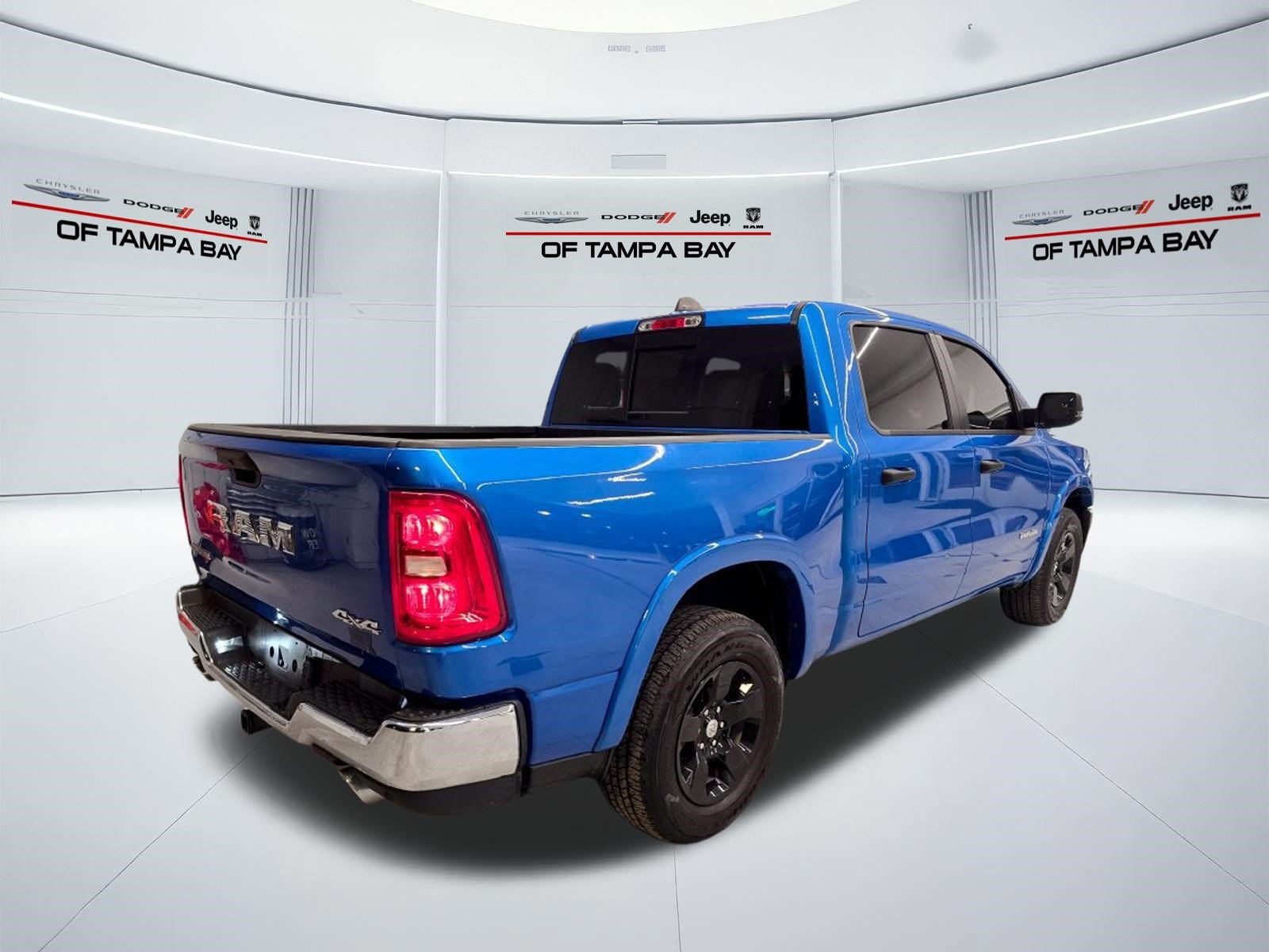Used 2025 RAM 1500 Big Horn AWD/4WD image 7