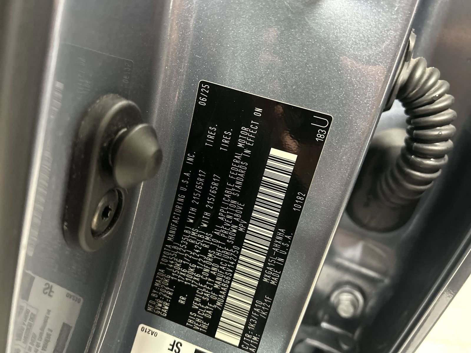 Used 2025 Toyota Corolla Cross L AWD/4WD image 39