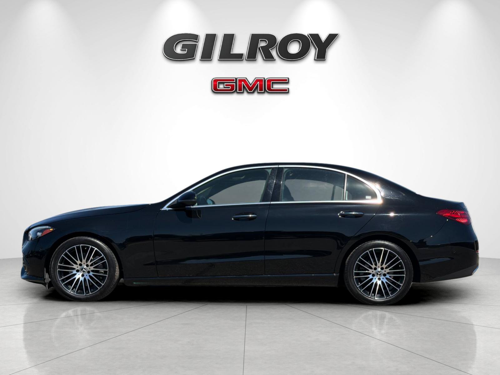 Used 2025 Mercedes-Benz C 300 Sedan image 6