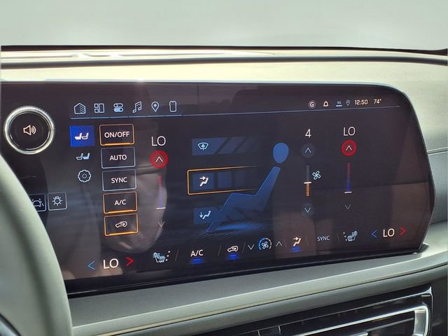 New 2026 Chevrolet Traverse LT w/ Driver Confidence Package image 13