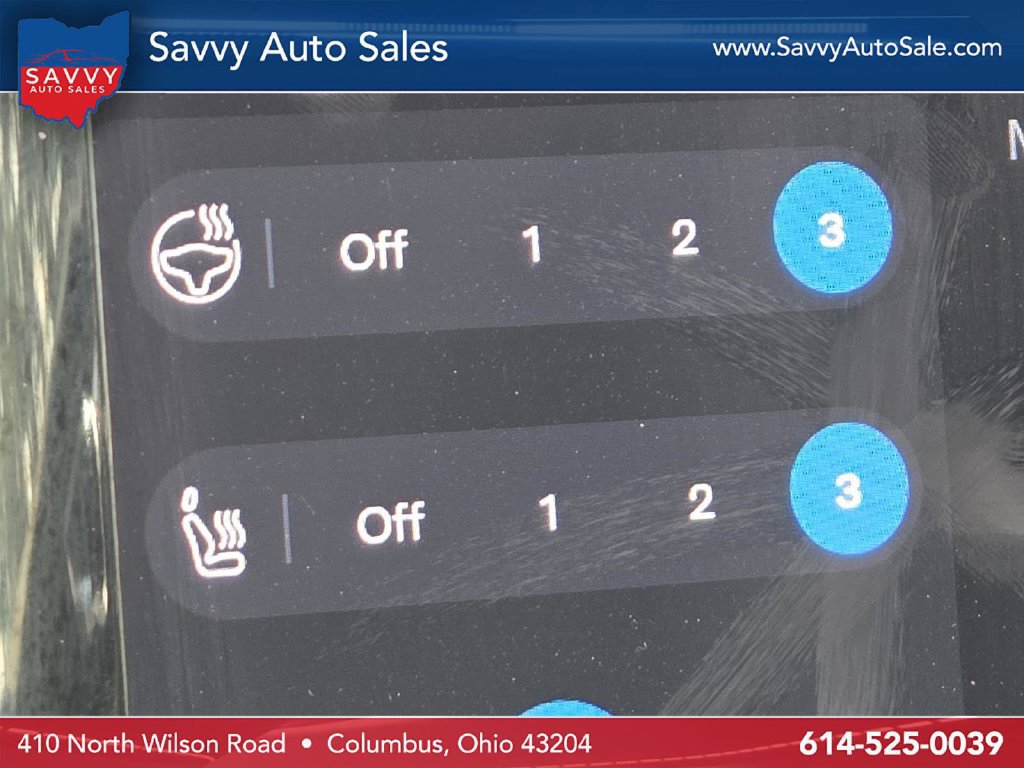 Used 2023 Volvo XC60 B5 Plus AWD/4WD image 8