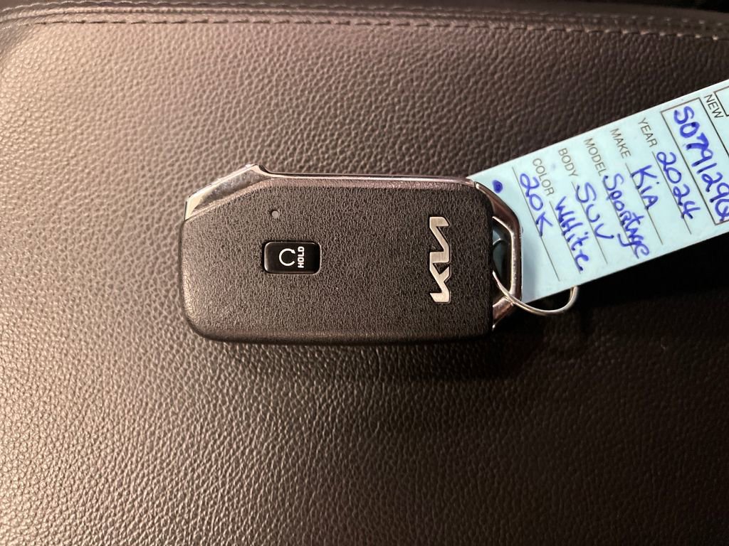 Used 2024 Kia Sportage SX FWD image 32