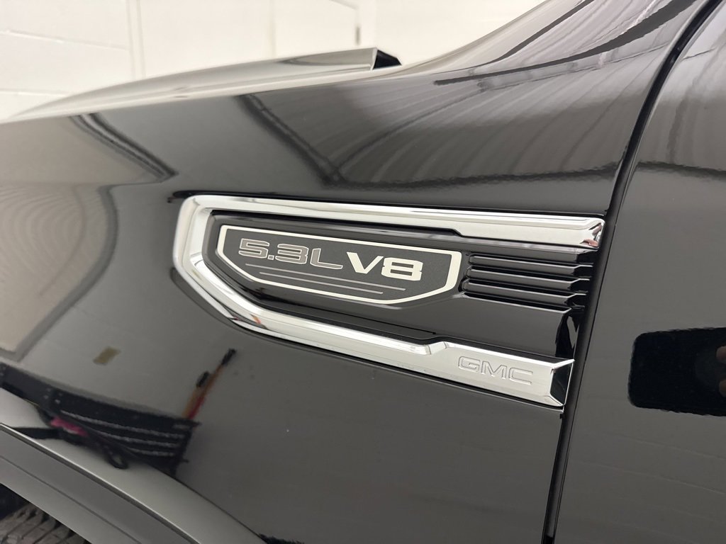 New 2026 GMC Sierra 1500 SLT image 12