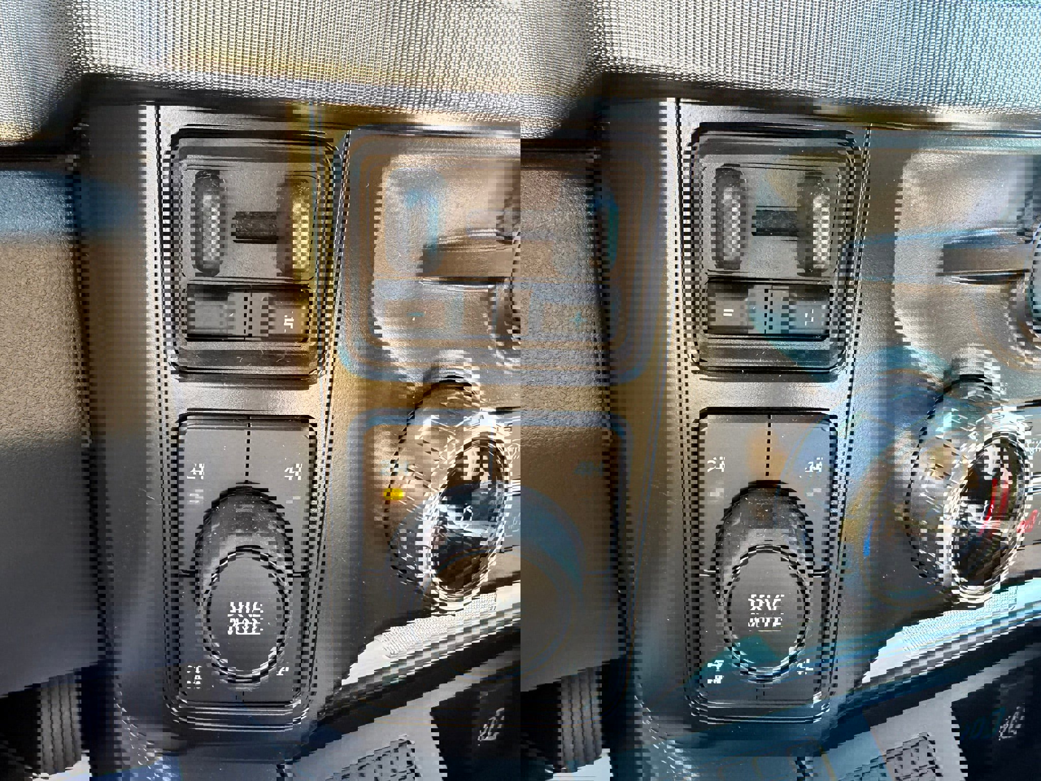 New 2025 Ford F250 Platinum image 25