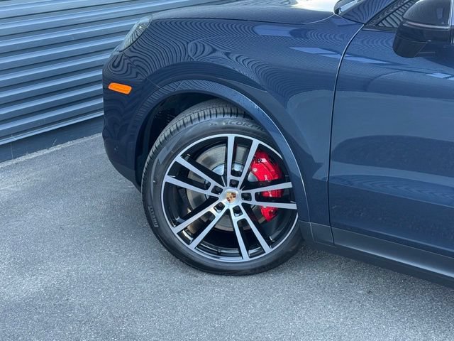 New 2026 Porsche Cayenne S AWD/4WD image 12