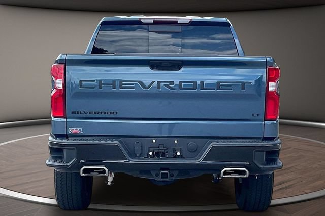 Used 2024 Chevrolet Silverado 1500 LT Trail Boss w/ Convenience Package II AWD/4WD image 4