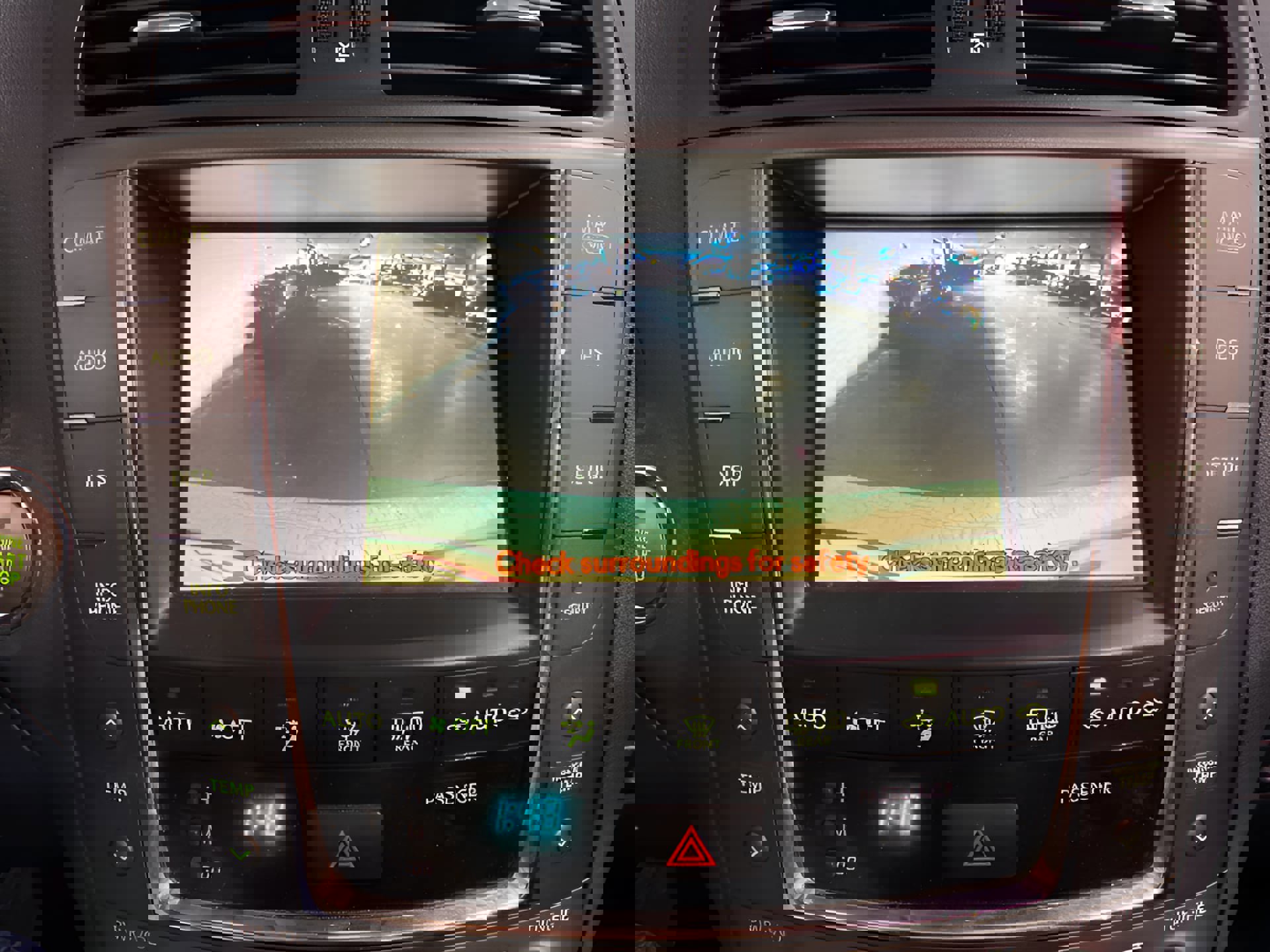 Used 2010 Lexus IS 350C RWD image 17