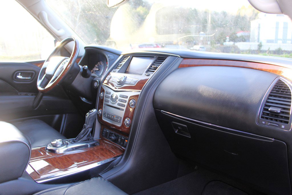 Used 2019 INFINITI QX80 Luxe image 18