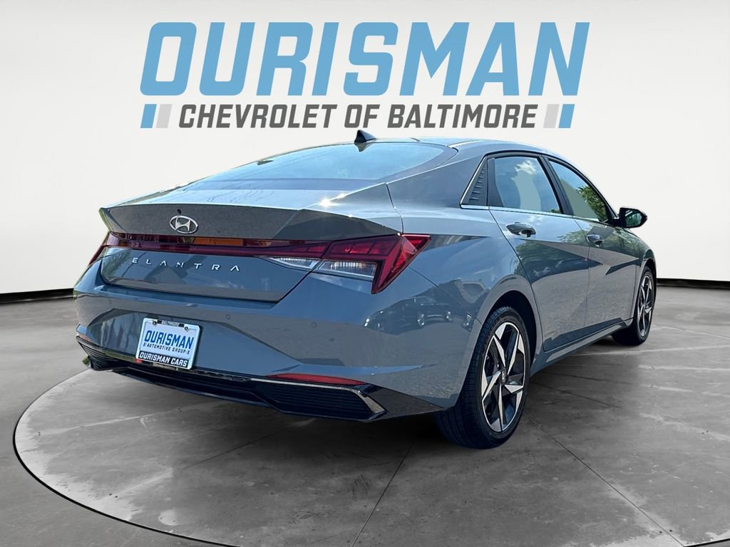 Used 2023 Hyundai Elantra Limited FWD image 6