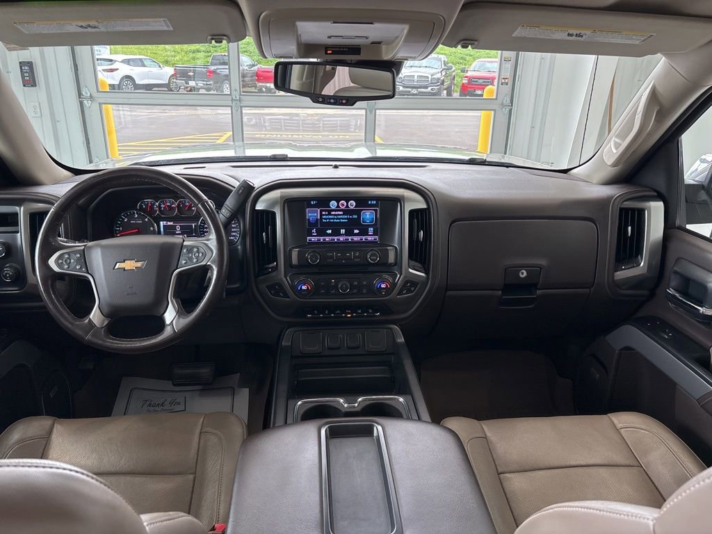 Used 2015 Chevrolet Silverado 1500 LTZ Z71 w/ LTZ Plus Package AWD/4WD image 17
