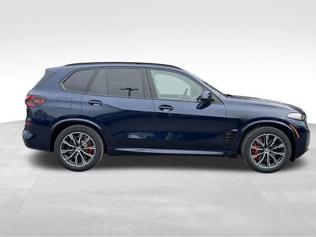 New 2026 BMW X5 xDrive50e w/ M Sport Package image 2