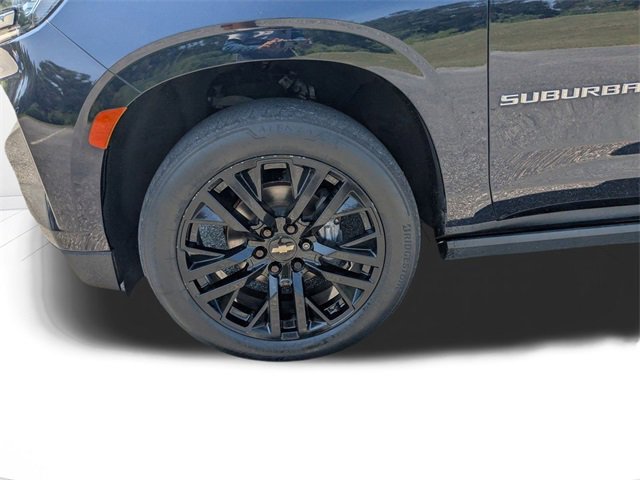 Used 2021 Chevrolet Suburban High Country w/ Premium Package image 12