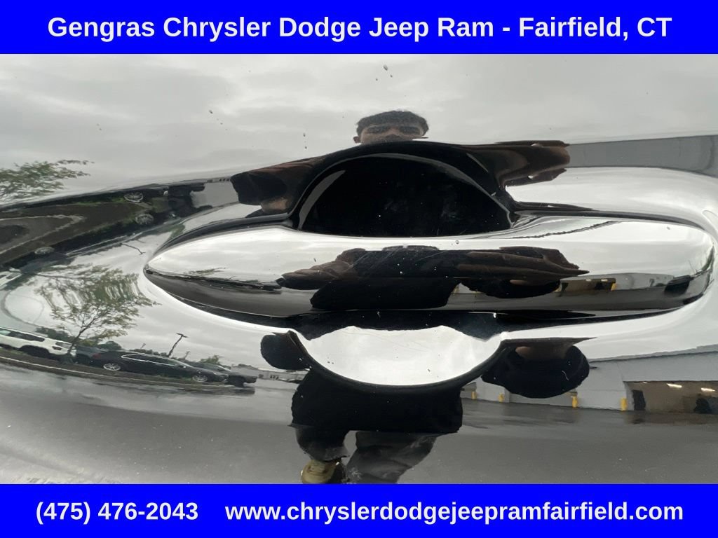 Used 2026 Toyota Corolla Cross L AWD/4WD image 30