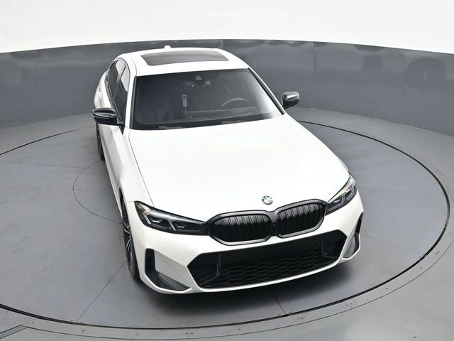 Used 2023 BMW 330i Sedan w/ M Sport Package RWD image 29