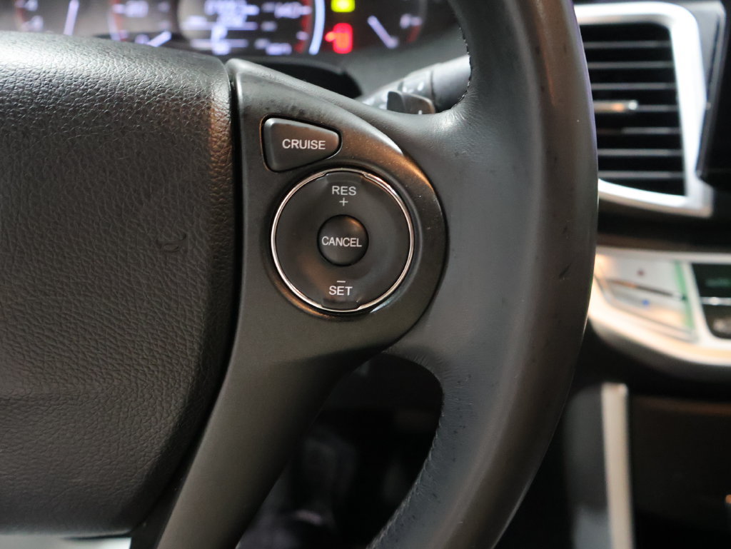 Used 2014 Honda Accord EX-L image 30