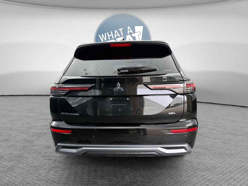 New 2026 Mitsubishi Outlander SEL image 5