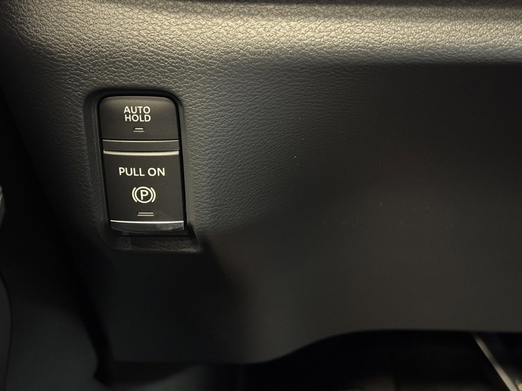 New 2025 Nissan Armada Platinum Reserve image 32