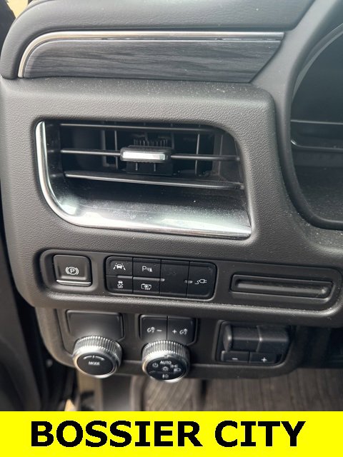 Used 2022 GMC Yukon SLT w/ SLT Luxury Package image 15