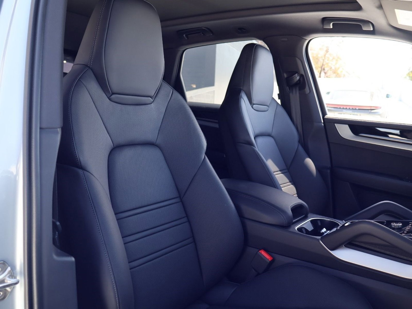 New 2026 Porsche Cayenne image 24