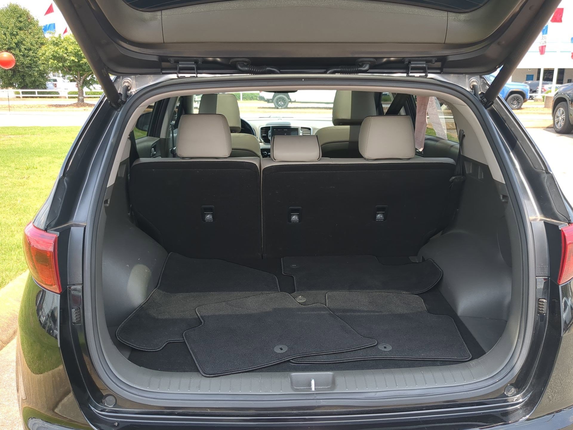 Used 2018 Kia Sportage EX w/ EX Technology Package FWD image 23