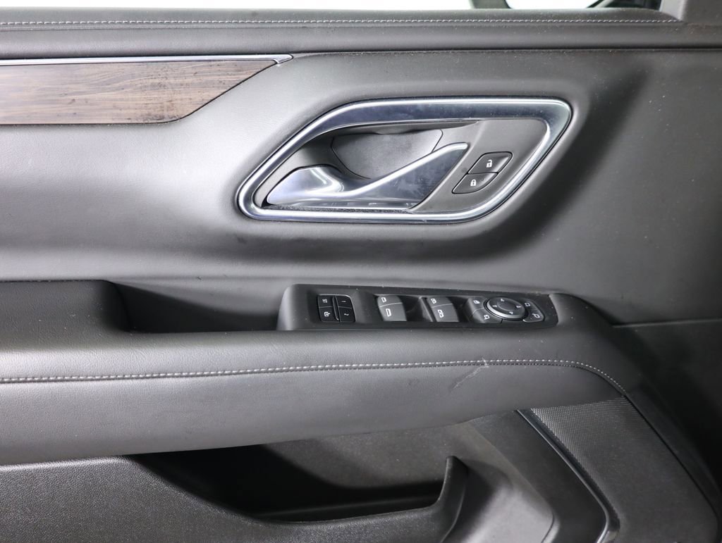 Used 2023 Chevrolet Tahoe Z71 w/ Z71 Off-Road Package image 10