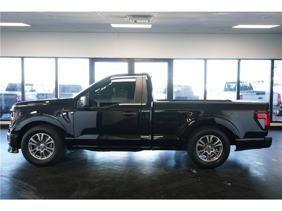Used 2024 Ford F150 XL RWD image 4