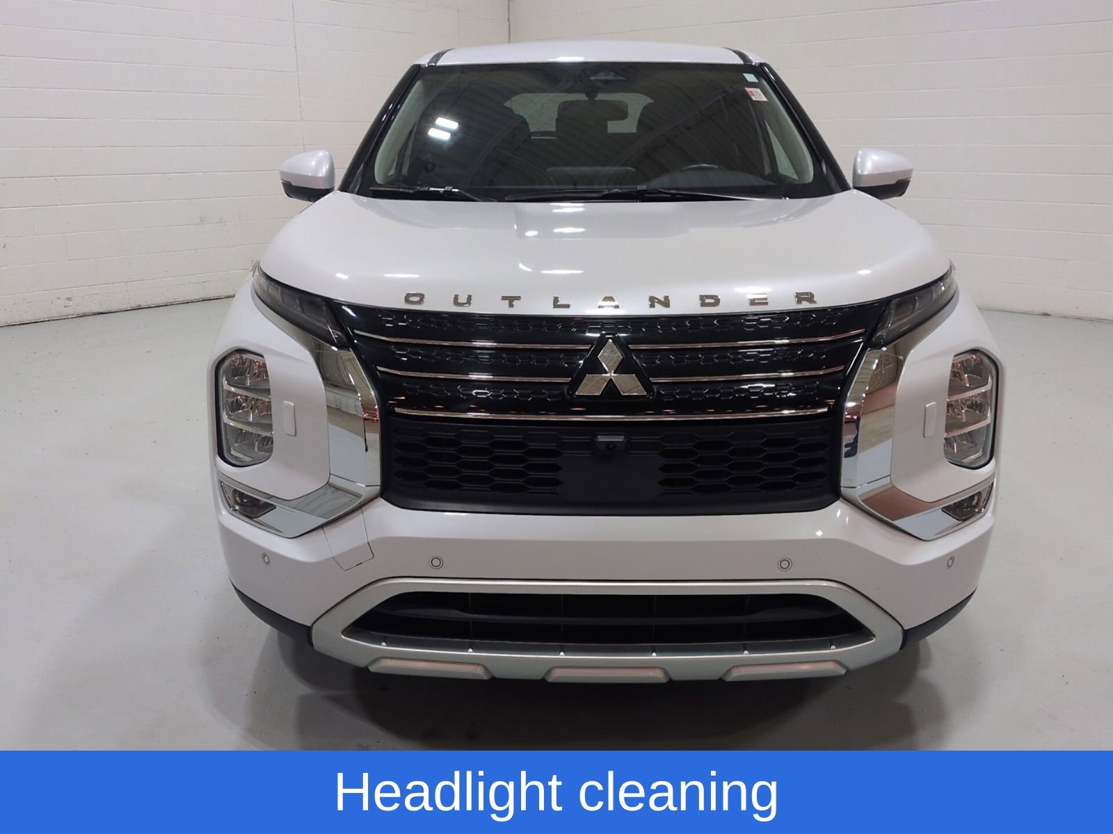 Used 2023 Mitsubishi Outlander SE AWD/4WD image 8