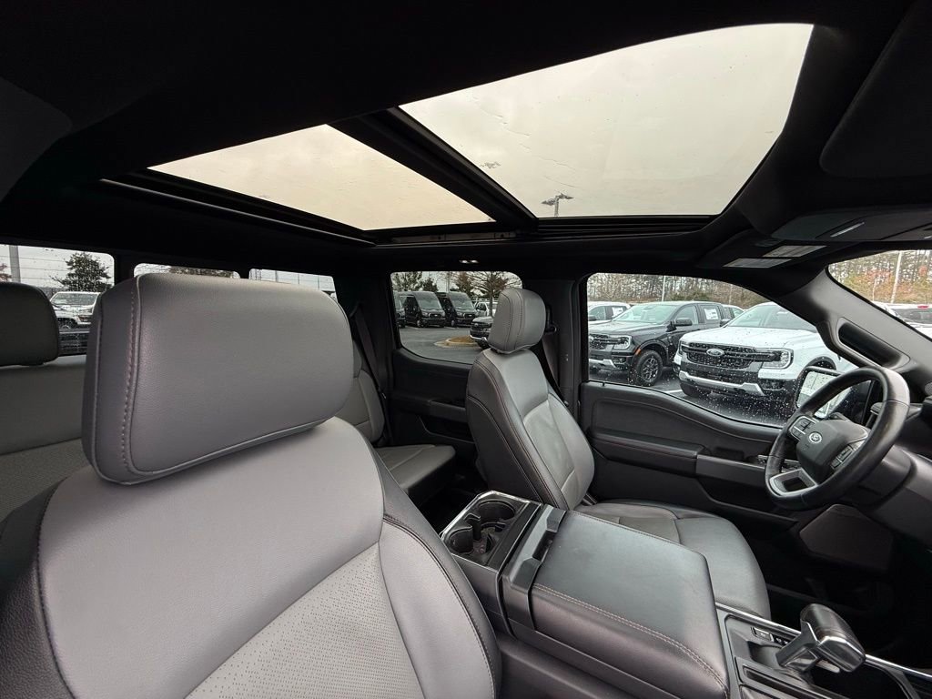 Certified 2022 Ford F150 Lightning Lariat w/ Equipment Group 511A High image 31