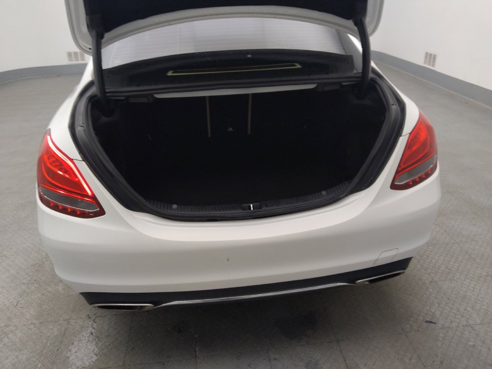 Used 2018 Mercedes-Benz C 300 Sedan w/ Premium Package image 29
