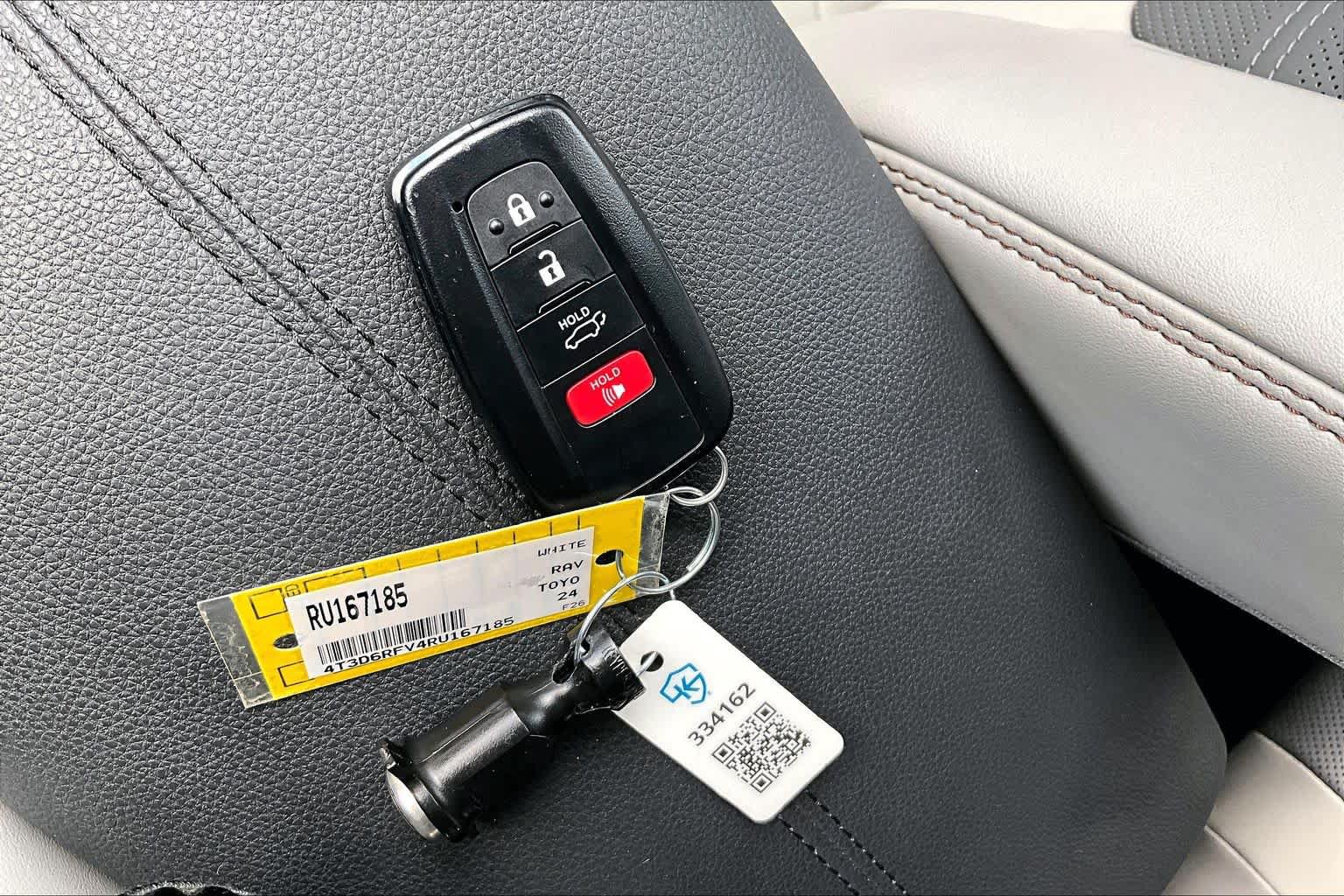 Used 2024 Toyota RAV4 Limited w/ Advanced Technology Package AWD/4WD image 15