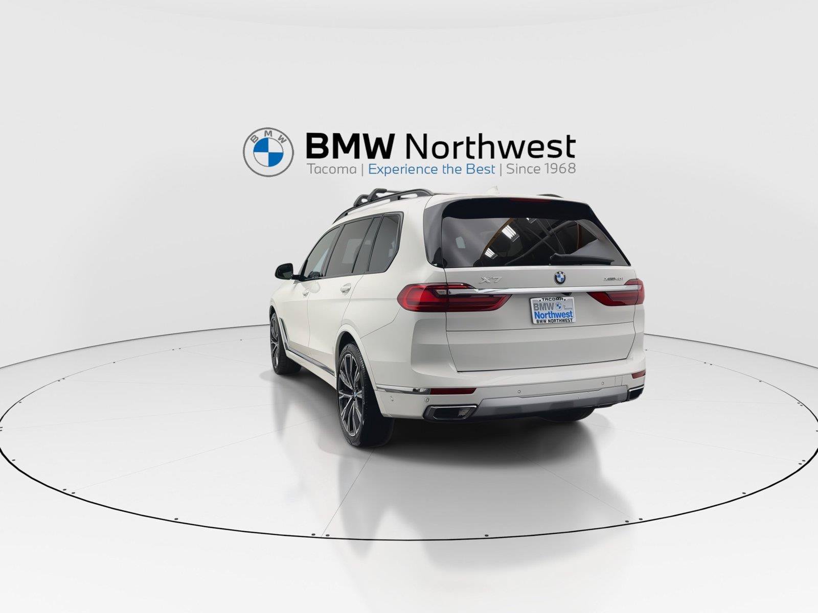 Used 2021 BMW X7 xDrive40i w/ Parking Assistance Package AWD/4WD image 13