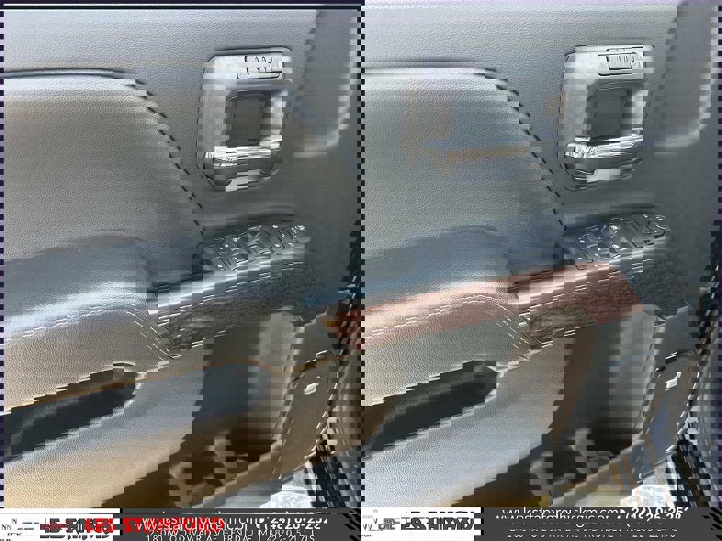 Used 2018 GMC Sierra 1500 SLT AWD/4WD image 17