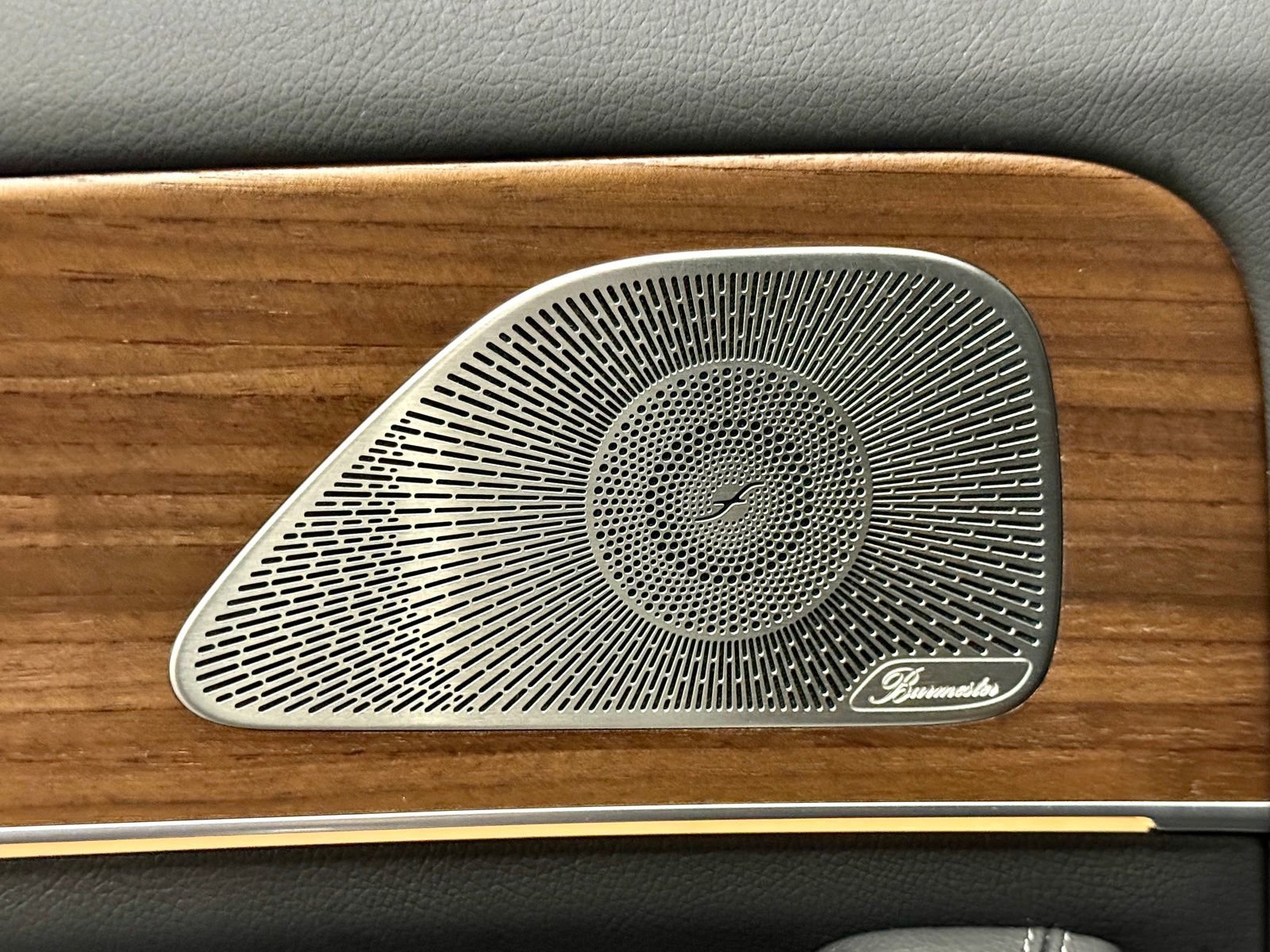 Used 2025 Mercedes-Benz GLE 450 4MATIC image 41