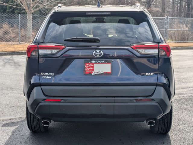 Used 2019 Toyota RAV4 XLE Premium image 5