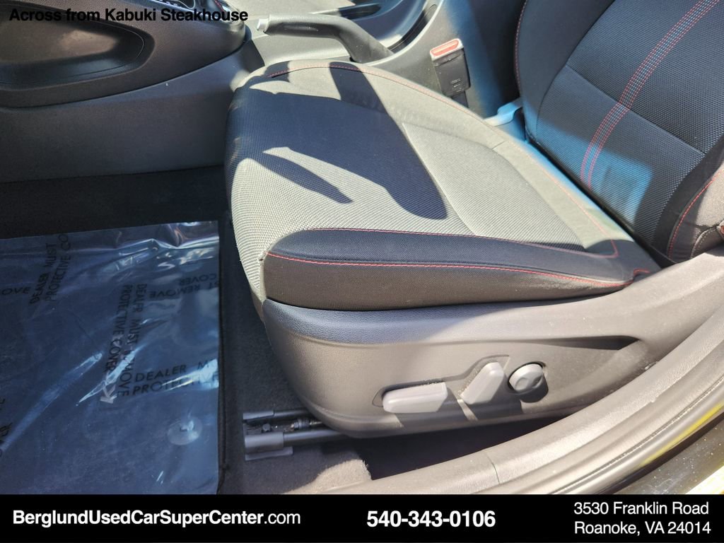 Used 2022 Hyundai Kona N Line image 16