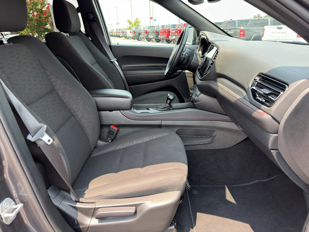 Used 2025 Dodge Durango GT AWD/4WD image 28