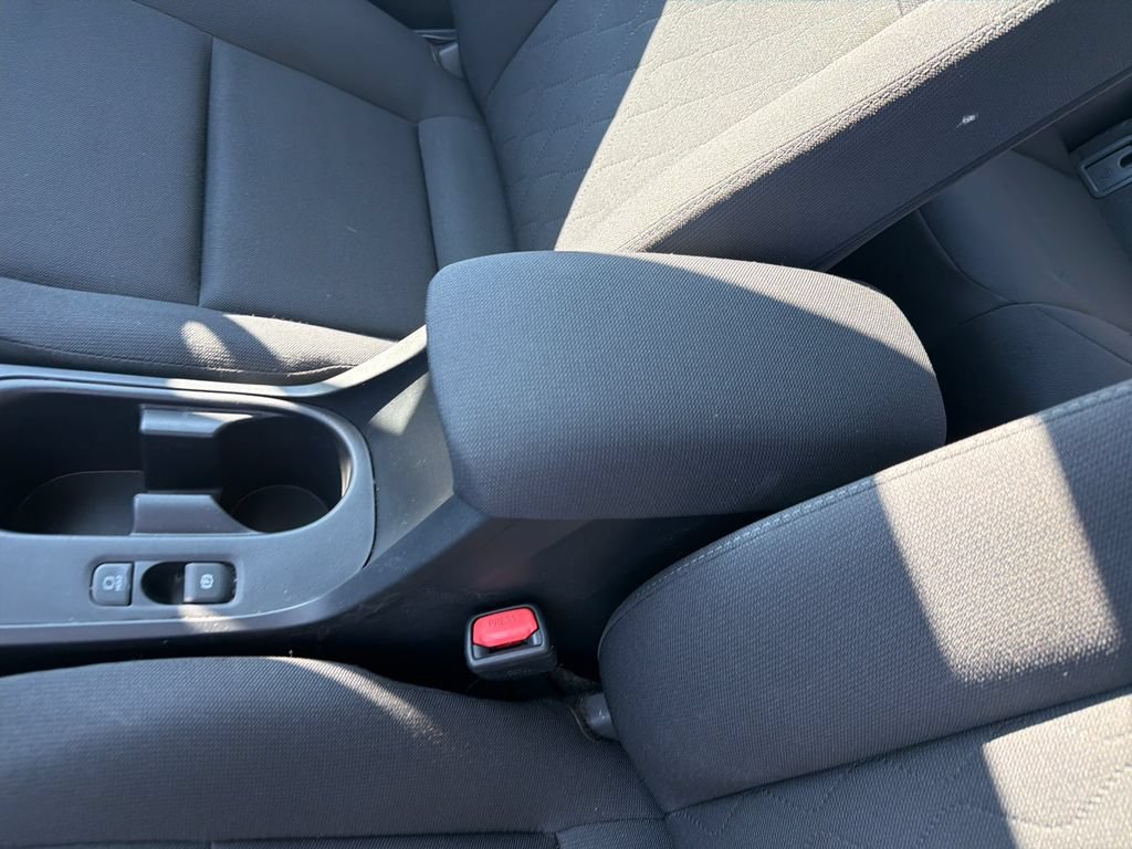 Used 2024 Toyota Corolla LE FWD image 25