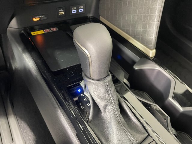 New 2026 Toyota Camry XLE w/ Premium Plus Package FWD image 4