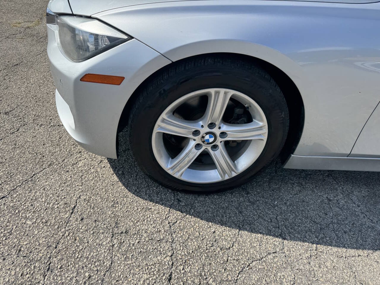 Used 2015 BMW 328i Sedan RWD image 11
