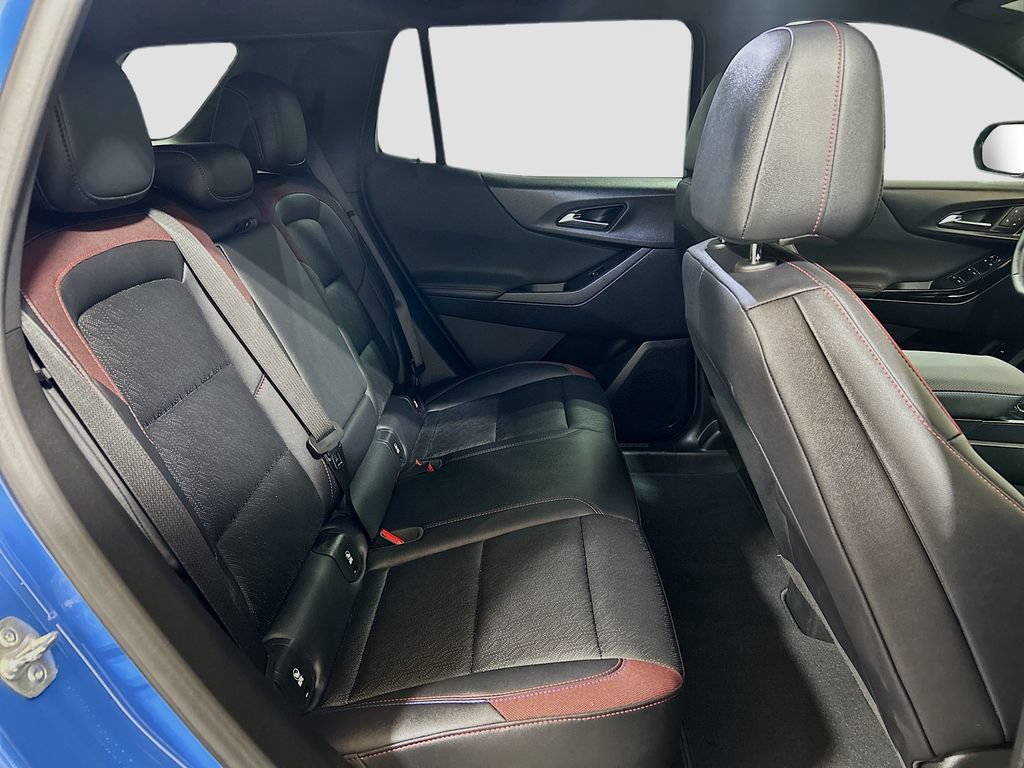 Used 2025 Chevrolet Equinox RS w/ Safety and Technology Package FWD image 25