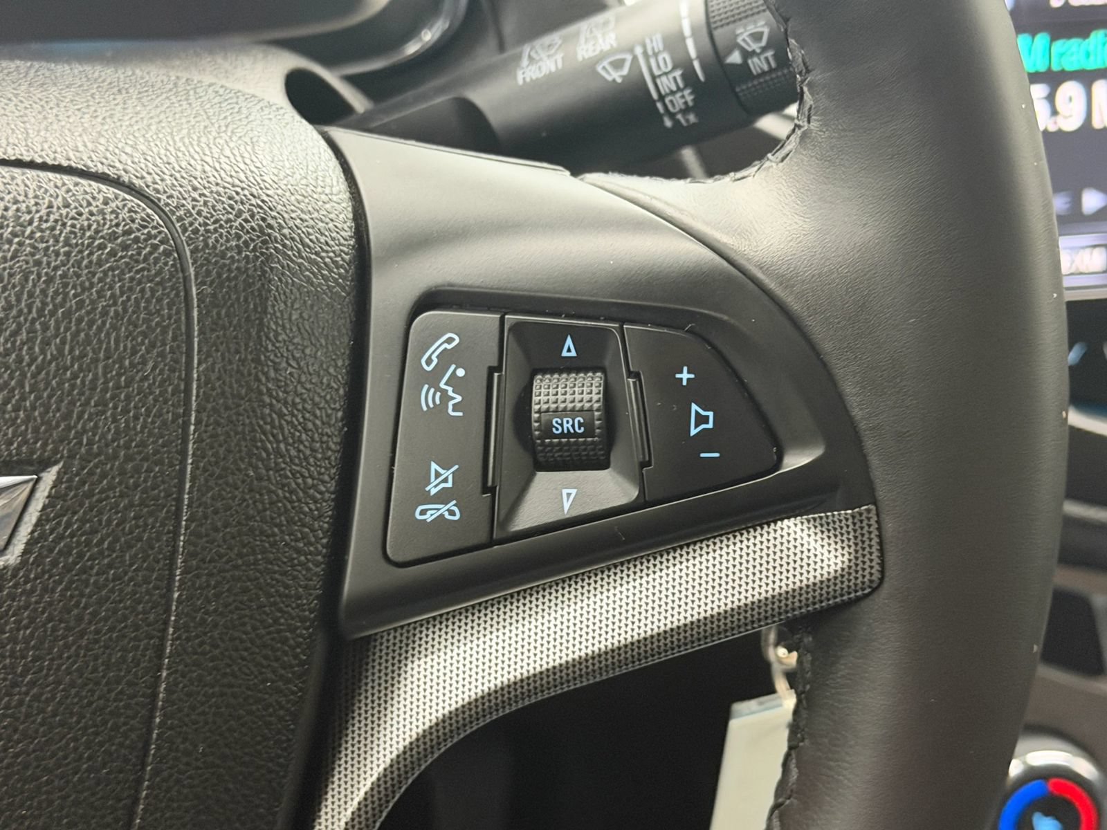 Used 2016 Chevrolet Trax LTZ AWD/4WD image 27