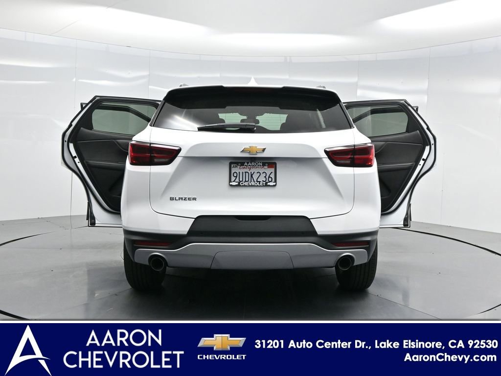 New 2025 Chevrolet Blazer LT w/ Convenience Package image 47