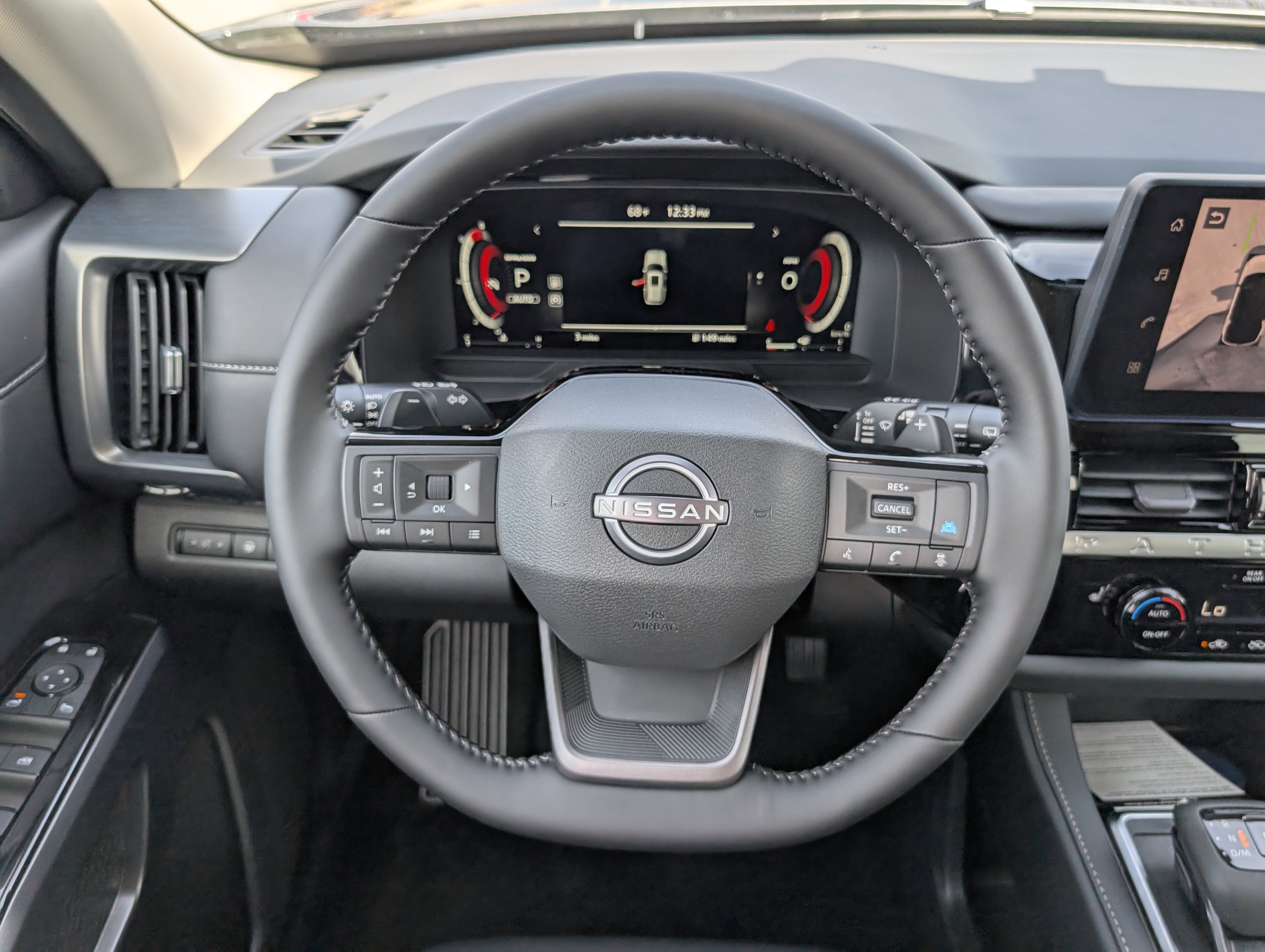 New 2026 Nissan Pathfinder SL AWD/4WD image 13