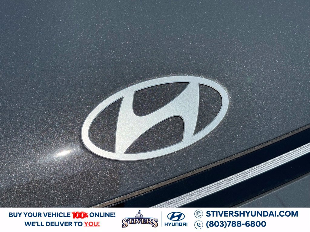 New 2027 Hyundai Kona SE FWD image 8