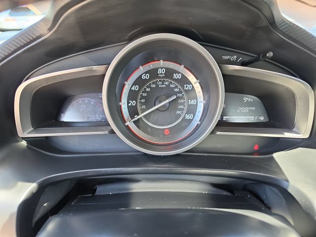 Used 2015 MAZDA MAZDA3 i Touring w/ Technology Package FWD image 18