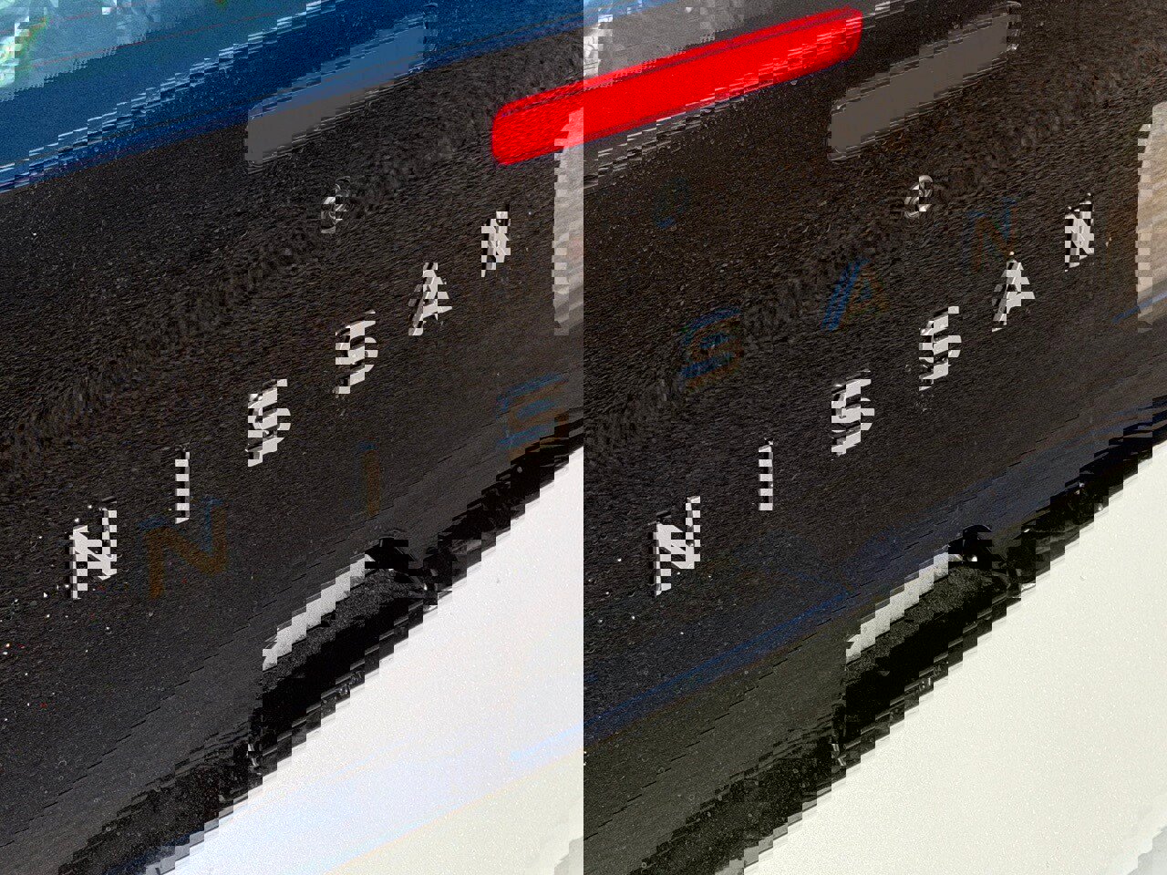 New 2026 Nissan Leaf Platinum+ w/ Cargo Package (Platinum+) image 7