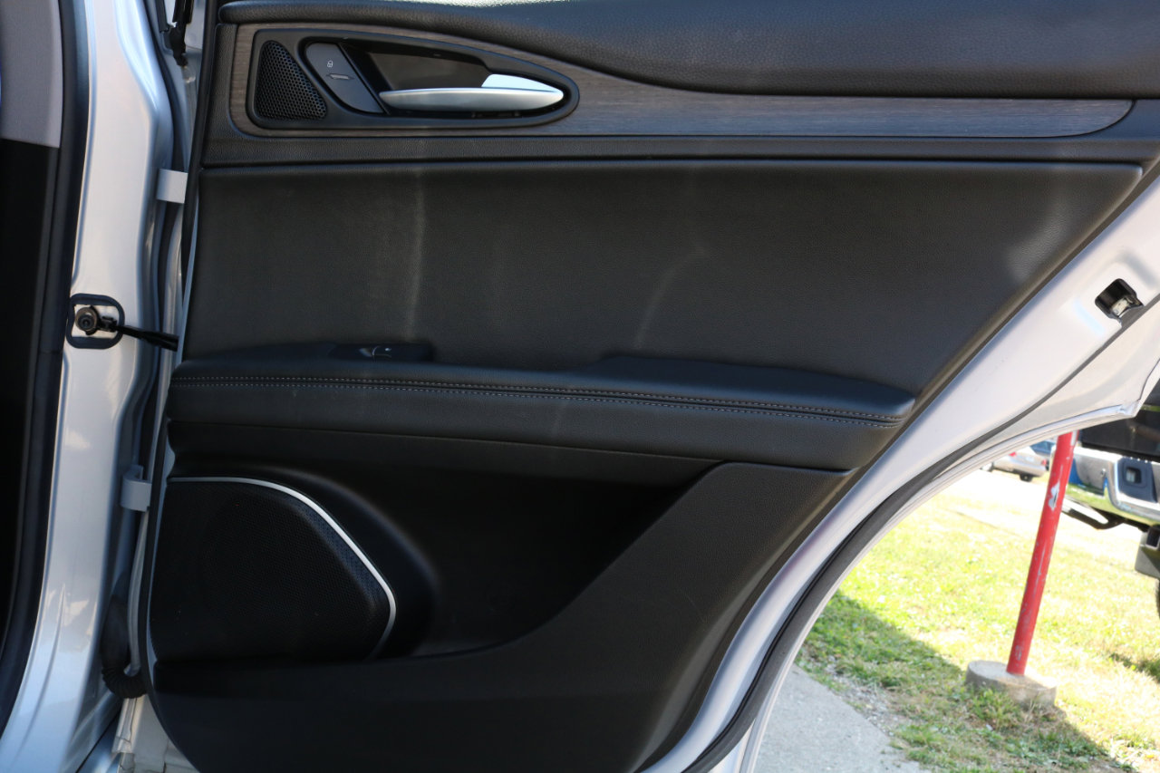 Used 2020 Alfa Romeo Stelvio Ti w/ Active Blind Spot Package image 45