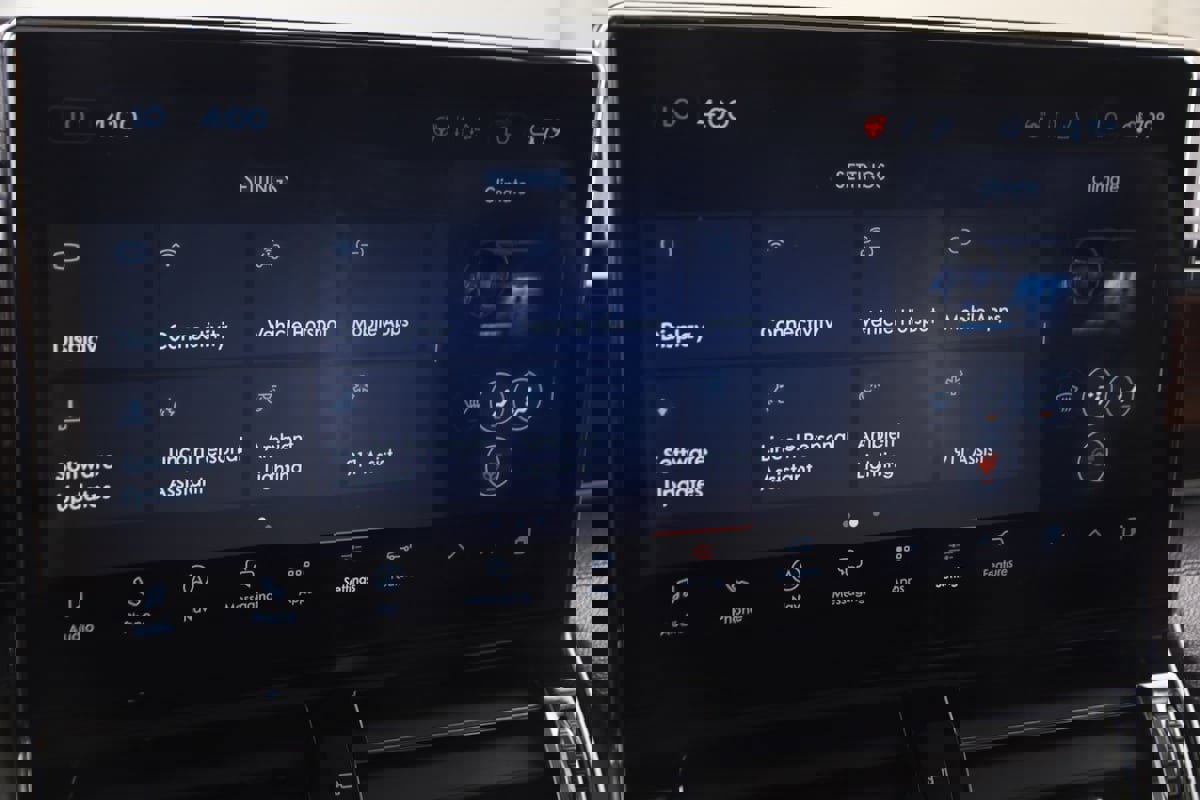 Used 2024 Lincoln Navigator Reserve AWD/4WD image 36